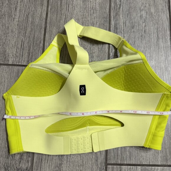 On Cloud Running Performance Sports Bra Size Medium, Racerback Yellow Neon Color - Picture 3 of 3